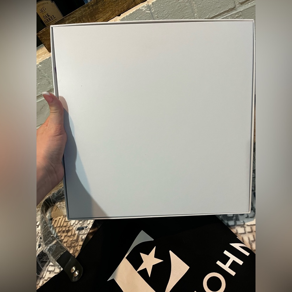 ELTON JOHN VIP BUNDLE - Picture 9 of 9